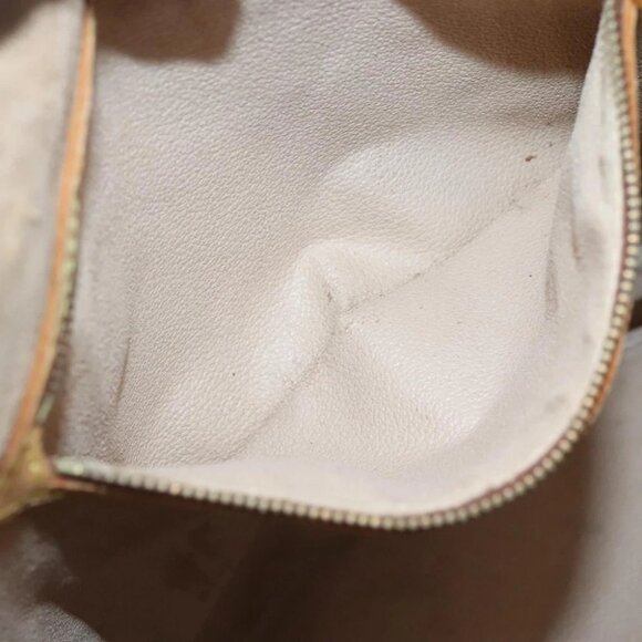 LOUIS VUITTON Monogram Bucket GM Shoulder Bag - Picture 13 of 15